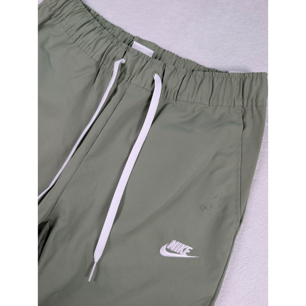 Nike Club Woven Tapered Leg Pants Men Small Green White Athletic Performance NWT